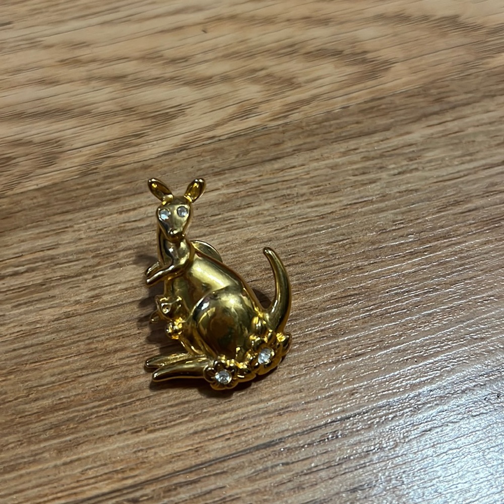 Pin Bundle - Picture 4 of 11